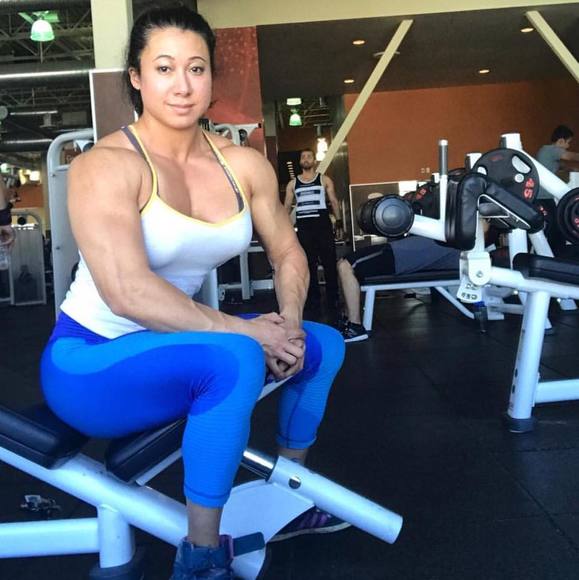 Meet your Posher, Lauren - Picture 1 of 1